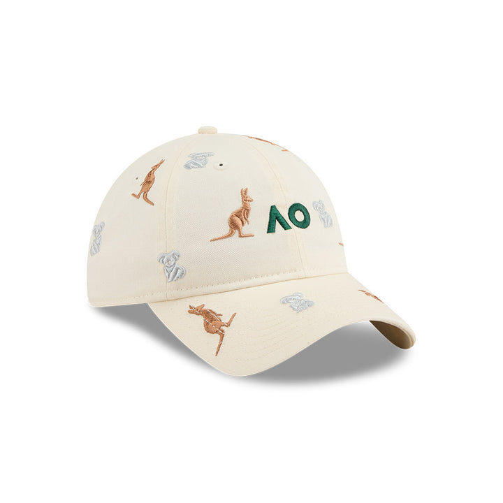 New Era หมวกรุ่น AUSTRALIAN OPEN AUSSIE ICONS LIGHT CREAM 9TWENTY CLOTH STRAP CAP
