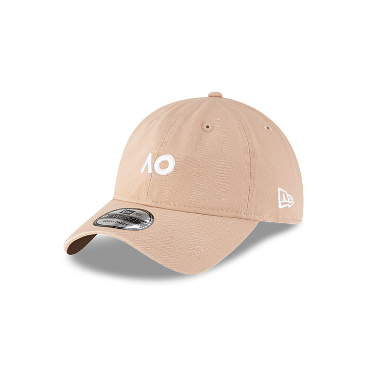 New Era หมวกรุ่น AUSTRALIAN OPEN SEASONALMINI TIMELLESS TAUPE 9TWENTY CLOTH STRAP CAP