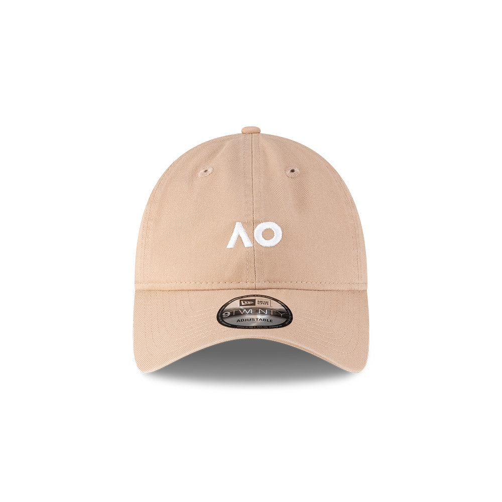 New Era หมวกรุ่น AUSTRALIAN OPEN SEASONALMINI TIMELLESS TAUPE 9TWENTY CLOTH STRAP CAP
