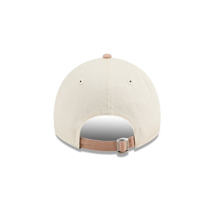 New Era หมวกรุ่น AUSTRALIAN OPEN SEASONAL 2-TONE SCRIPT TIMELLESS TAUPE AND LIGHT CREAM 9TWENTY CLOTH STRAP CAP