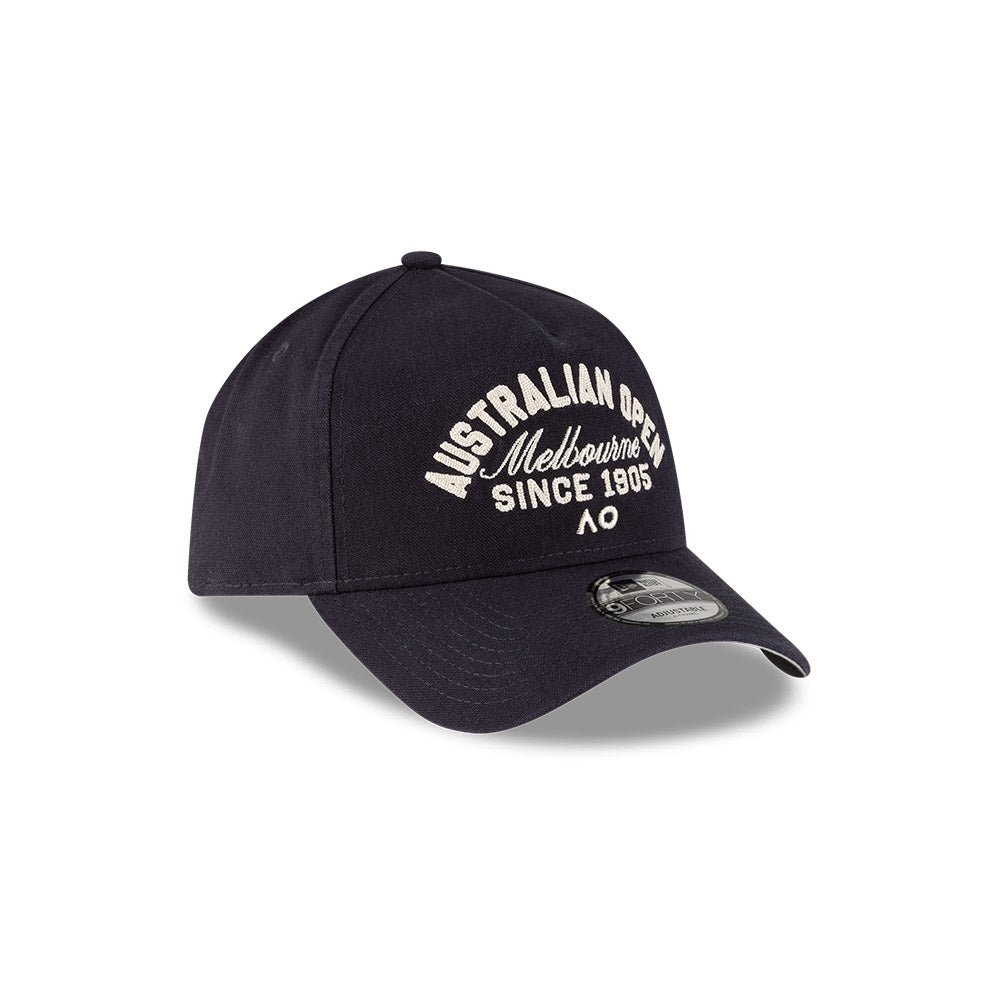 New Era หมวกรุ่น AUSTRALIAN OPEN SEASONAL SCRIPT NAVY 9FORTY A-FRAME CAP