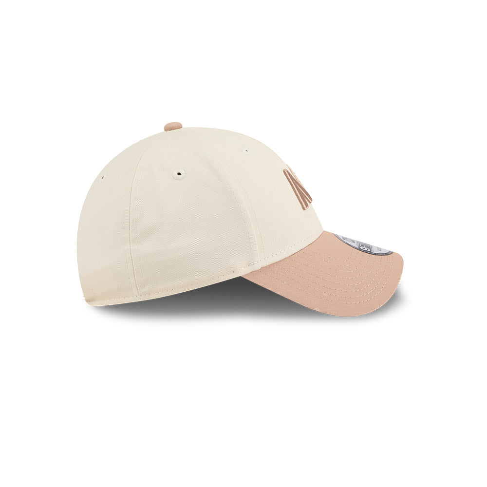 New Era หมวกรุ่น AUSTRALIAN OPEN SEASONAL 2-TONE TIMELLESS TAUPE AND LIGHT CREAM 9FORTY CLOTH STRAP CAP