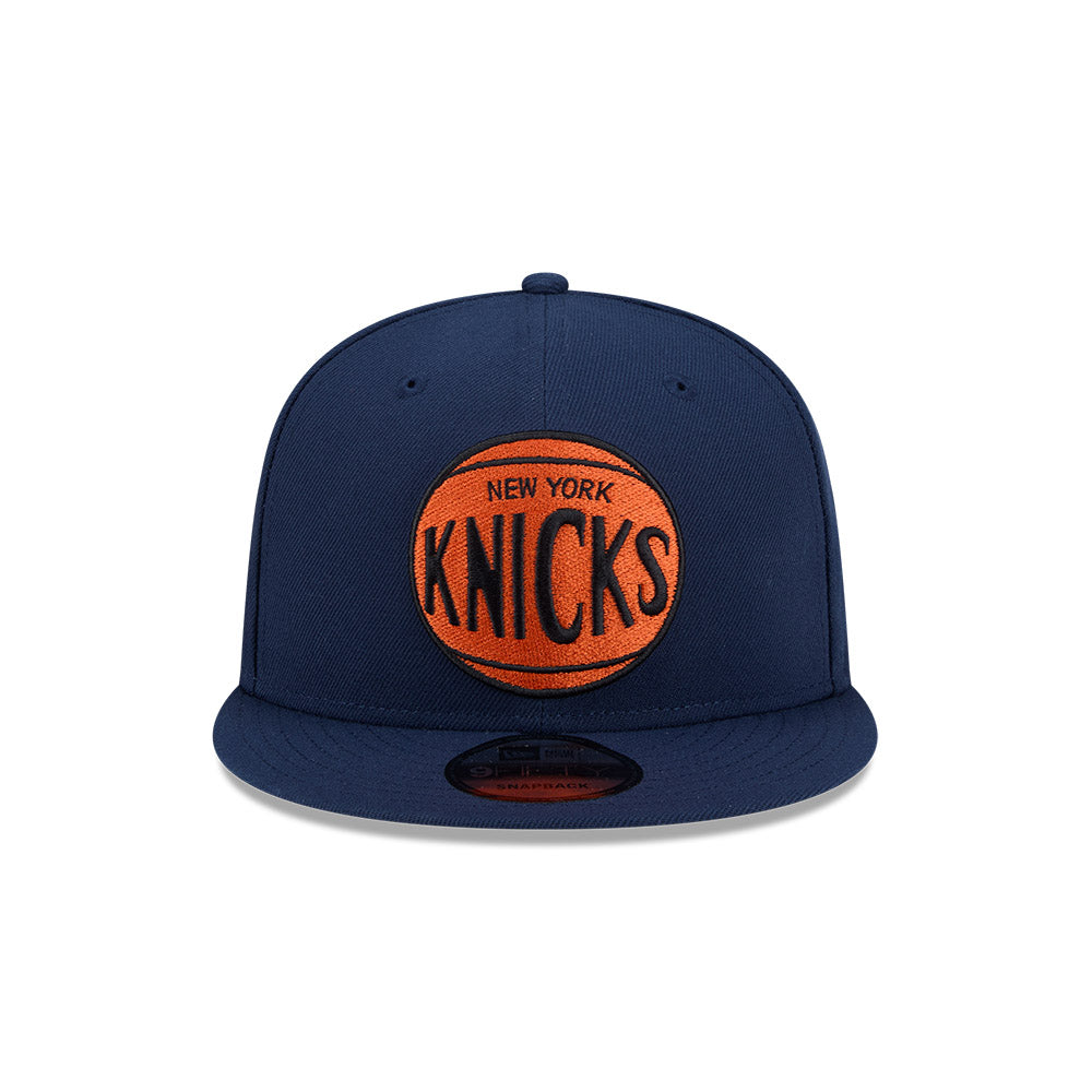 New Era หมวกรุ่น NEW YORK KNICKS NBA HARDWOOD CLASSIC DK BLUE 9FIFTY CAP