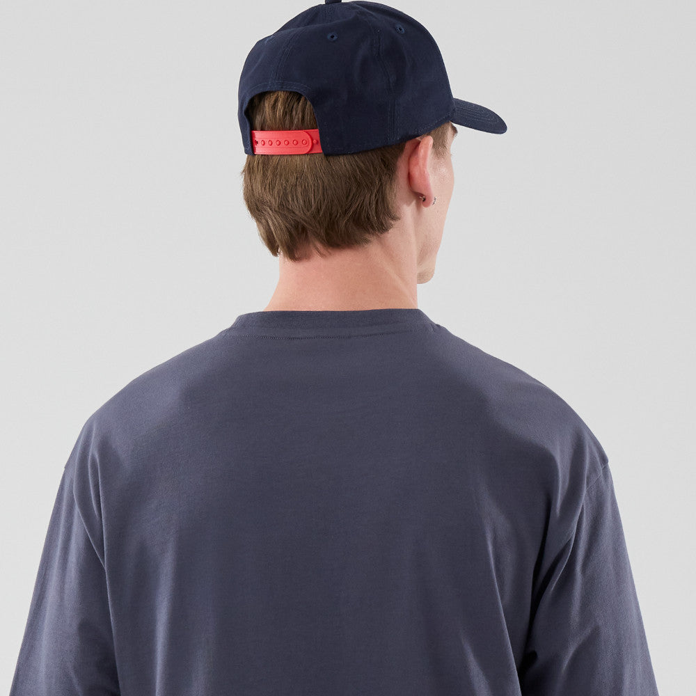 เสื้อยืดแขนสั้น New Era รุ่น Oracle Red Bull Racing Logo Dark Charcoal Oversized Short Sleeve T-Shirt