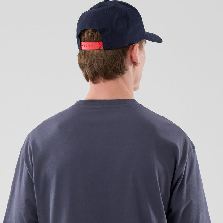 เสื้อยืดแขนสั้น New Era รุ่น Oracle Red Bull Racing Logo Dark Charcoal Oversized Short Sleeve T-Shirt