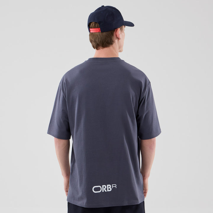 เสื้อยืดแขนสั้น New Era รุ่น Oracle Red Bull Racing Logo Dark Charcoal Oversized Short Sleeve T-Shirt