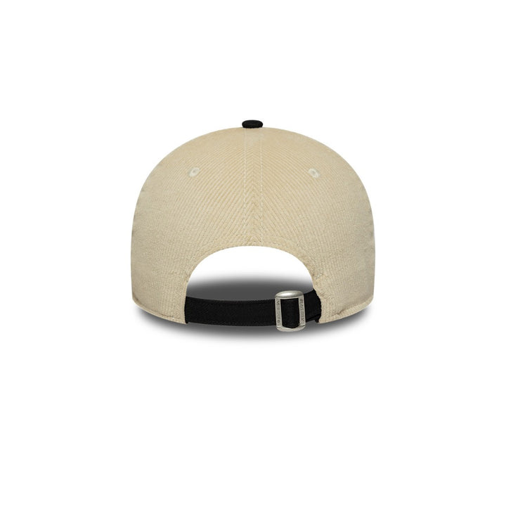 หมวกแก๊ป New Era รุ่น Liverpool FC EMEA Team Sport Light Cream/ Black 9Forty Cap