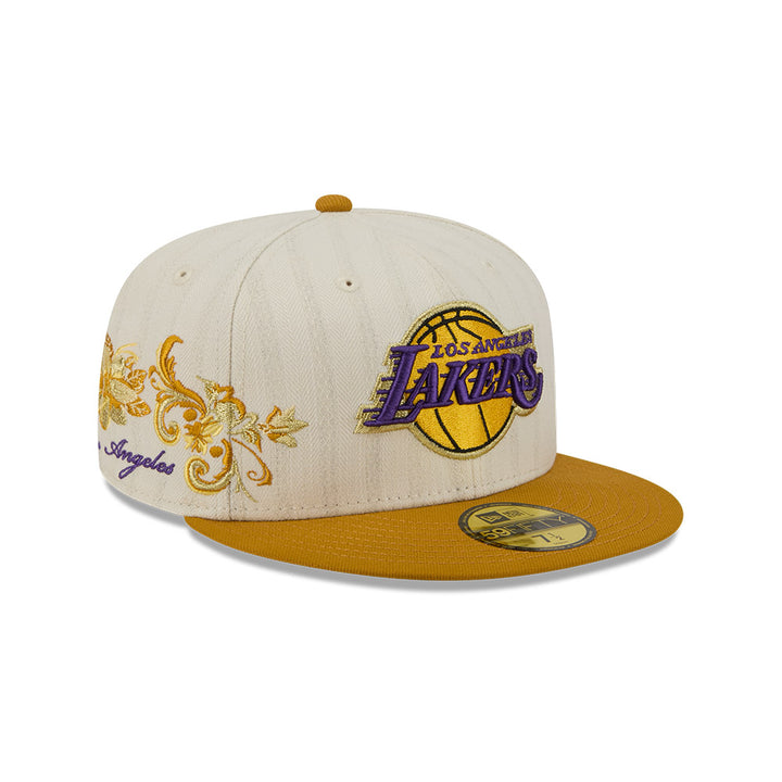 หมวกแก๊ป New Era รุ่น 59Fifty Day Los Angeles Lakers Chrome White 59Fifty Cap
