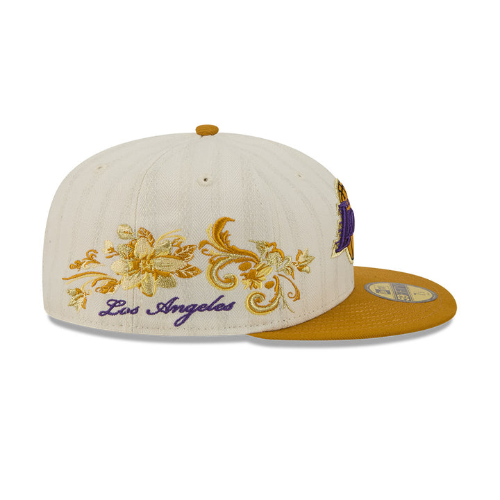 หมวกแก๊ป New Era รุ่น 59Fifty Day Los Angeles Lakers Chrome White 59Fifty Cap