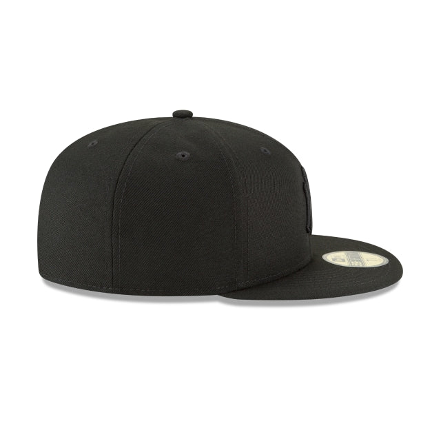 New Era หมวกรุ่น New York Yankees Authentic Black 59Fifty Cap