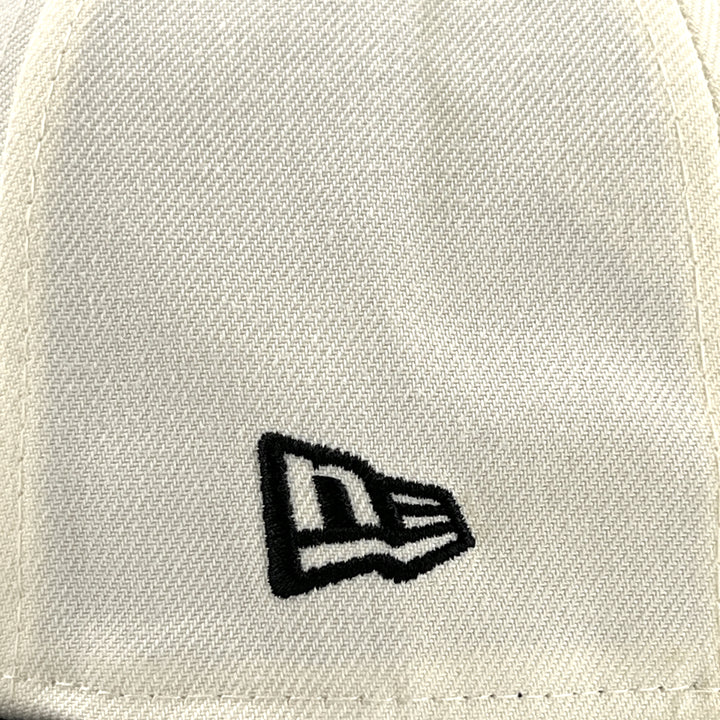 หมวกแก๊ป New Era รุ่น New Era Compton Chrome White And Black 59Fifty Cap