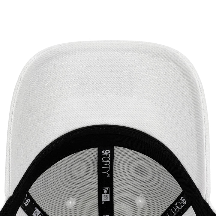 หมวกแก๊ป New Era รุ่น Tottenham Hotspur FC EMEA Team Sport White 9Forty Cap