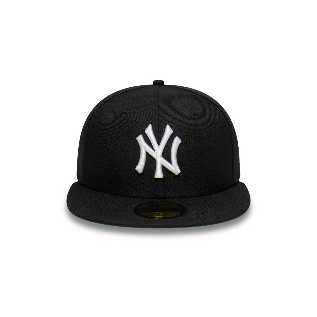 หมวกแก๊ป New Era รุ่น New York Yankees AC Special Color Black Kelly Green Undervisor 59Fifty Cap