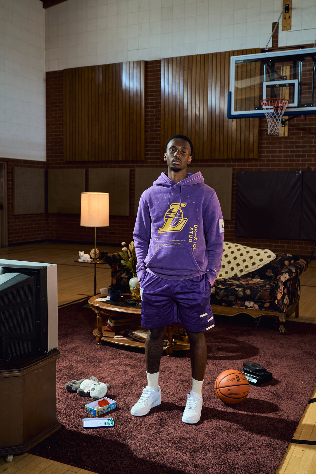 New Era กางเกงขาสั้นรุ่น BRISTOL x NBA 2024 Los Angeles Lakers Purple Shorts