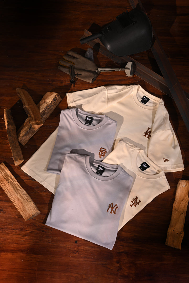 New Era เสื้อยืดแขนสั้นรุ่น 59FIFTY Pack - Wooden Los Angeles Dodgers Cooperstown Chrome White Short Sleeve T-Shirt