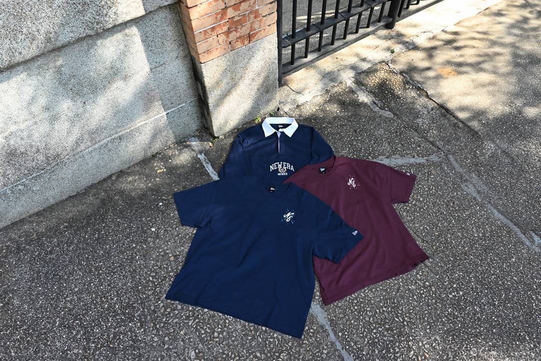 New Era เสื้อยืดแขนสั้นรุ่นNew Era Street Class Maroon Red Oversized Short Sleeve T-Shirt