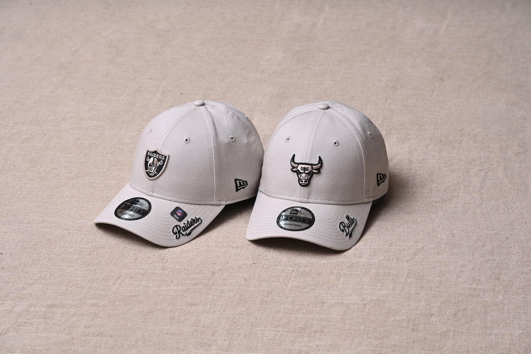 New Era หมวกรุ่น Chicago Bulls Black Visor Script Stone 9FORTY Cap