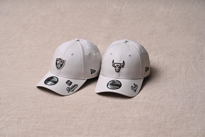 New Era หมวกรุ่น Chicago Bulls Black Visor Script Stone 9FORTY Cap