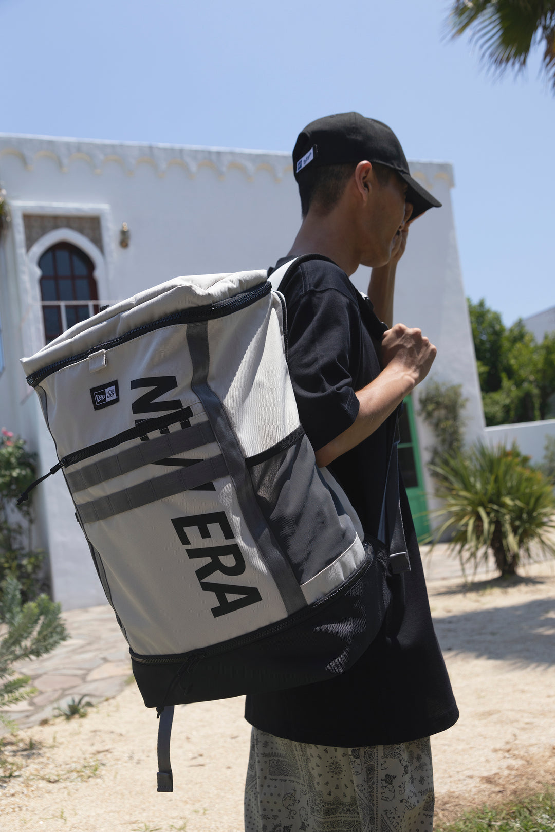 New Era กระเป๋ารุ่น New Era Core Stone 46L Box Pack