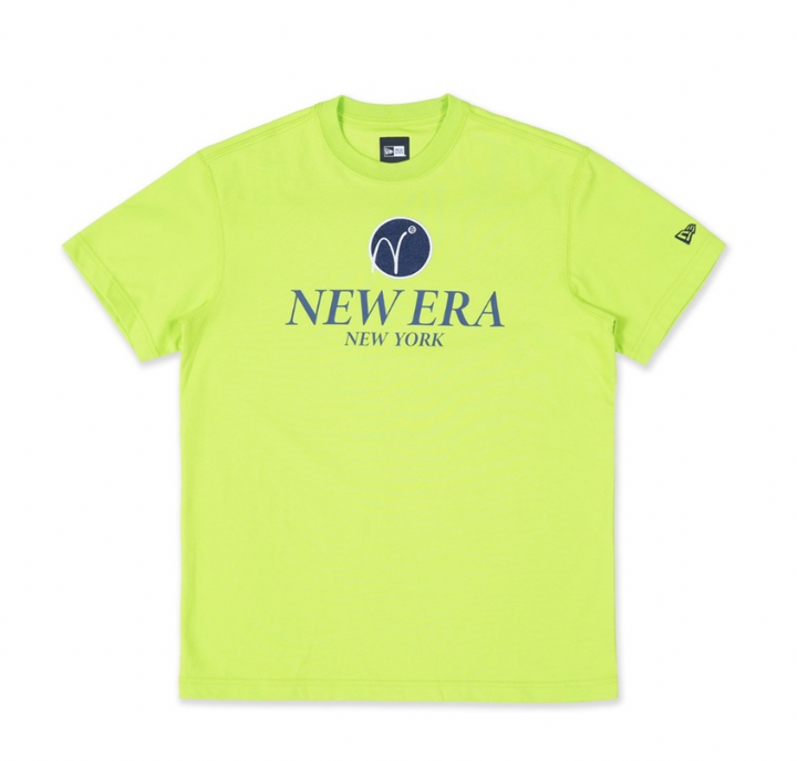 NEW ERA SPORTS CLUB - TENNIS CYBER GREEN REGULAR SHORT SLEEVE T-SHIRT