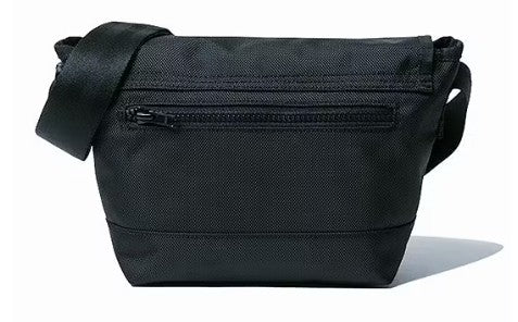 New Era กระเป๋ารุ่น Monostrap Shoulder Bag Black