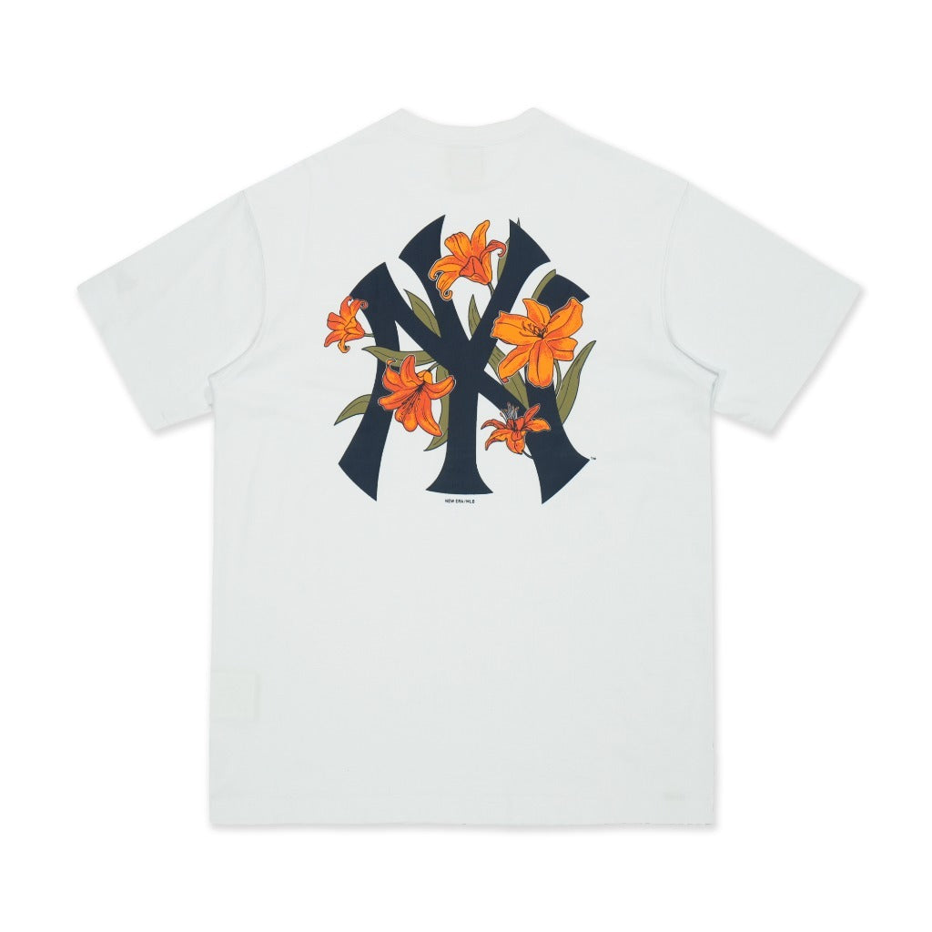 เสื้อยืดแขนสั้น New Era รุ่น New York Yankees Floral White Short Sleeve T-Shirt