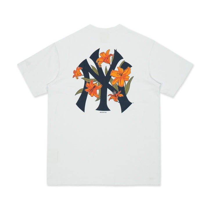 เสื้อยืดแขนสั้น New Era รุ่น New York Yankees Floral White Short Sleeve T-Shirt