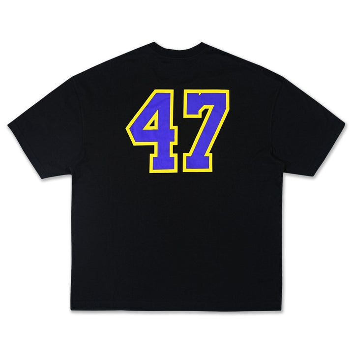เสื้อโอเวอร์ไซส์ New Era รุ่น Los Angeles Lakers Ne Fan Fam Black Oversized Short Sleeve T-Shirt