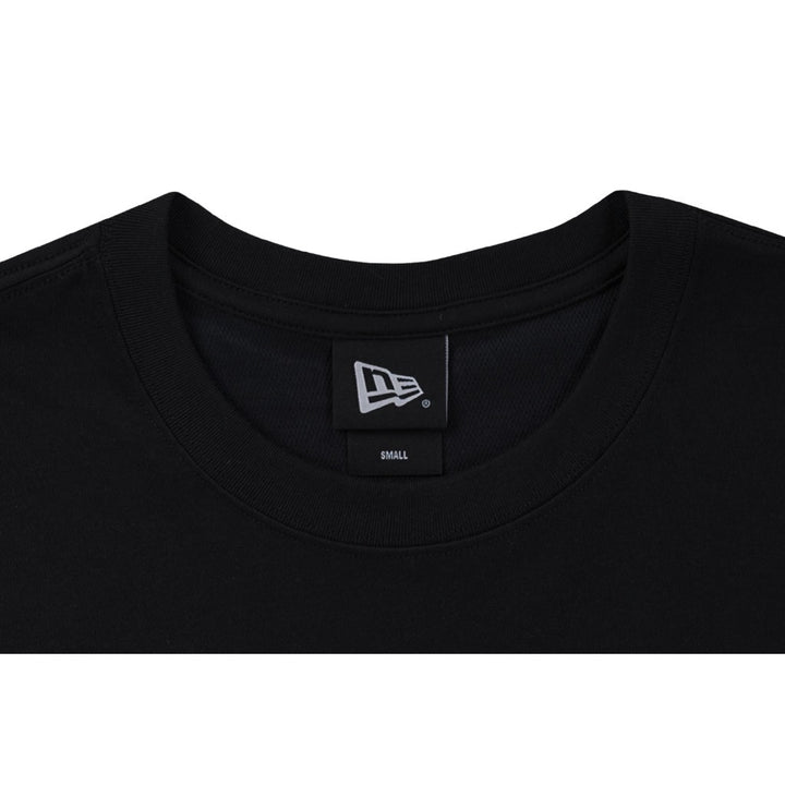 เสื้อโอเวอร์ไซส์ New Era รุ่น Los Angeles Lakers Ne Fan Fam Black Oversized Short Sleeve T-Shirt