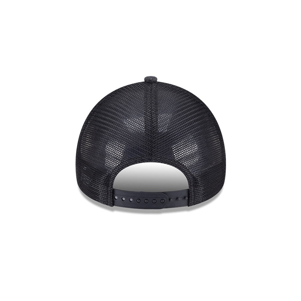 หมวกแก๊ป New Era รุ่น New York Yankees Washed Denim Black 9Forty A-Frame Trucker Cap