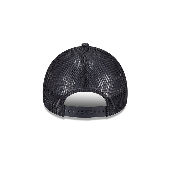 หมวกแก๊ป New Era รุ่น Las Vegas Raiders Washed Denim Black 9Forty A-Frame Trucker Cap