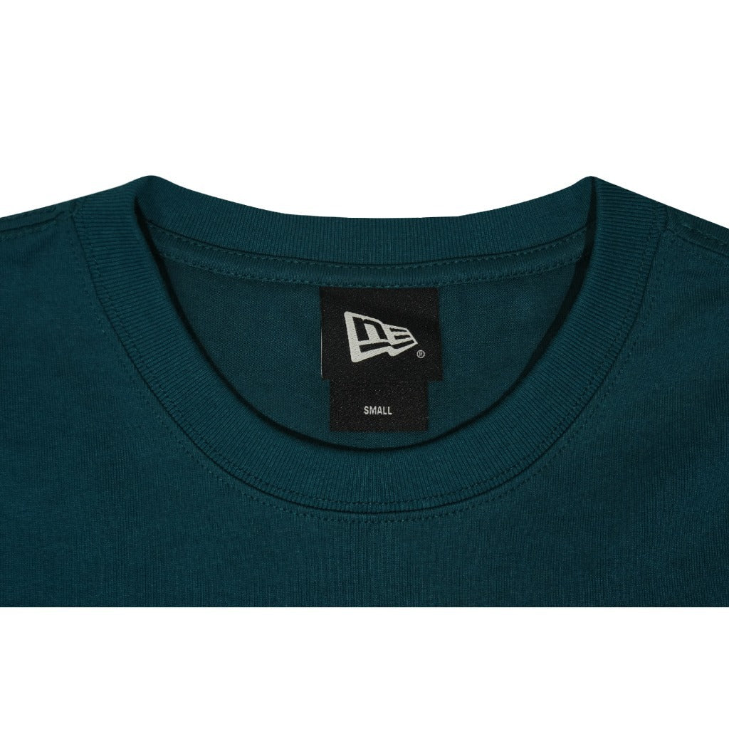 เสื้อยืดแขนสั้น New Era รุ่น New York Yankees Spray Paint Cadet Blue Short Sleeve T-Shirt