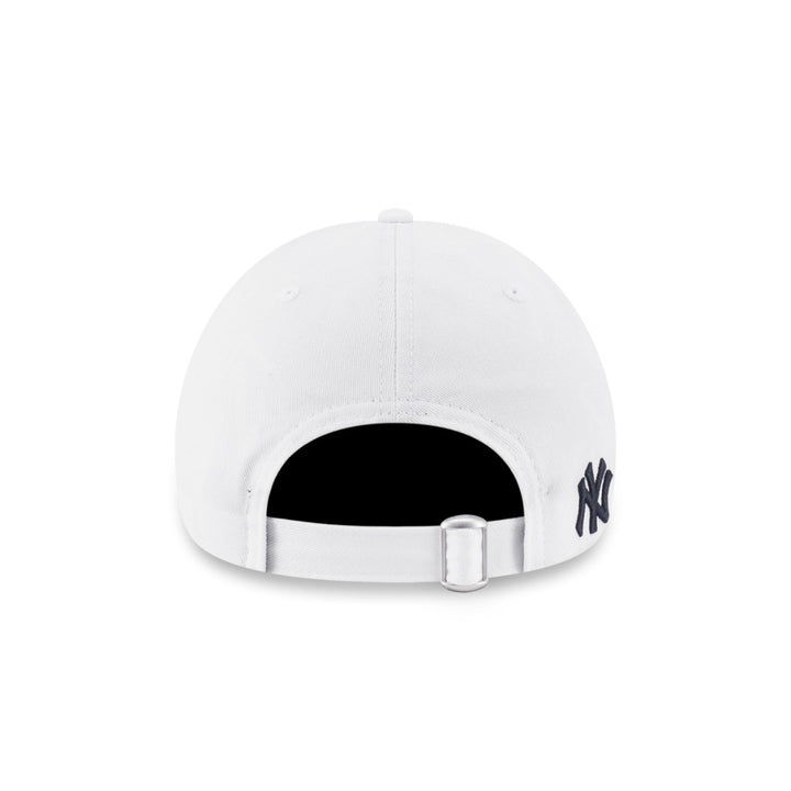 หมวกแก๊ป New Era รุ่น New York Yankees Spray Paint White 9Forty Unst Cap