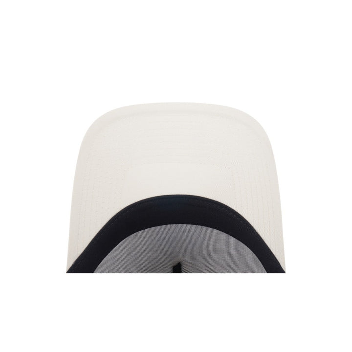หมวกแก๊ป New Era รุ่น New York Yankees Shattered Logo Vintage Stone 9Forty A-Frame Trucker Cap