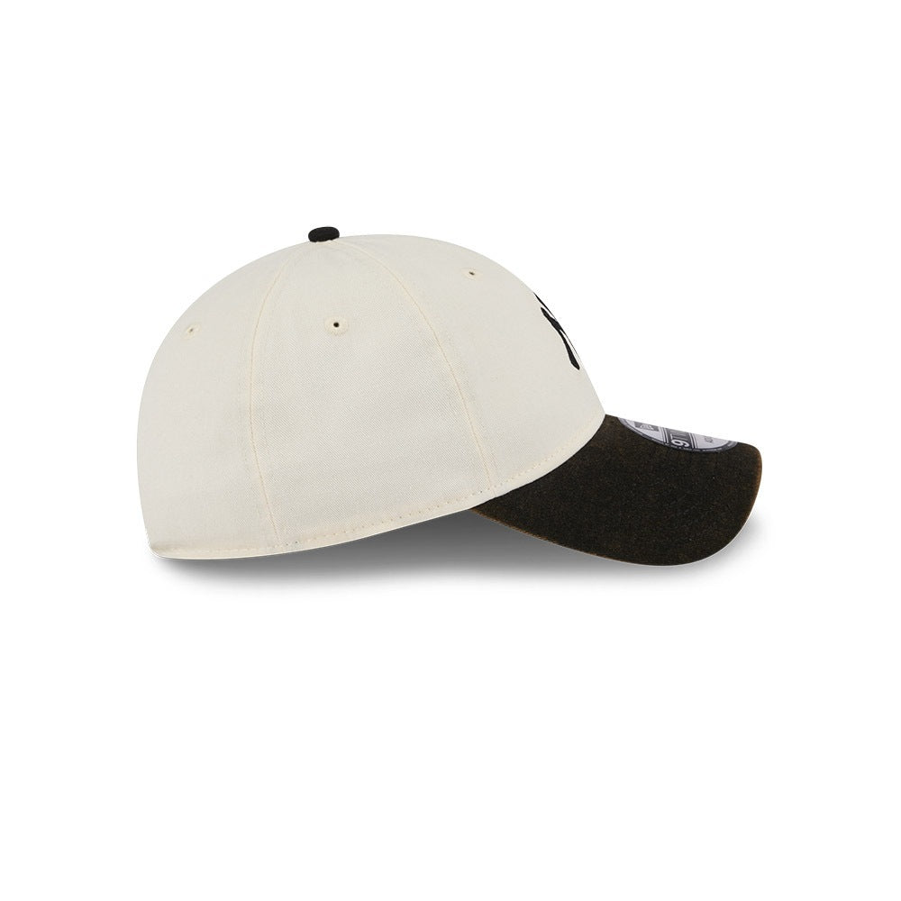หมวกแก๊ป New Era รุ่น New York Yankees 2-Tone Black Visor Snow Wash Stone 9Twenty Cap