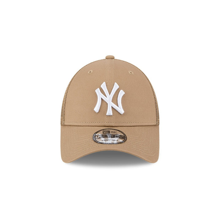หมวกแก๊ป New Era รุ่น New York Yankees Classic Khaki 9Forty Trucker Cap