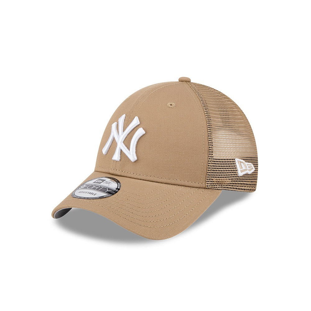 หมวกแก๊ป New Era รุ่น New York Yankees Classic Khaki 9Forty Trucker Cap
