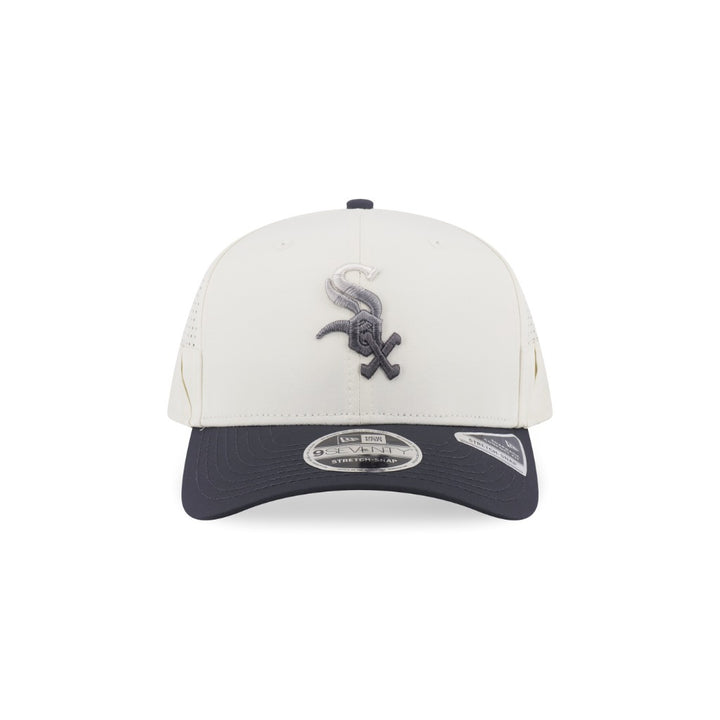 หมวกแก๊ป New Era รุ่น Chicago White Sox Gradient 2-Tone Graphite Visor Chrome White 9Seventy Stretch Snap Cap