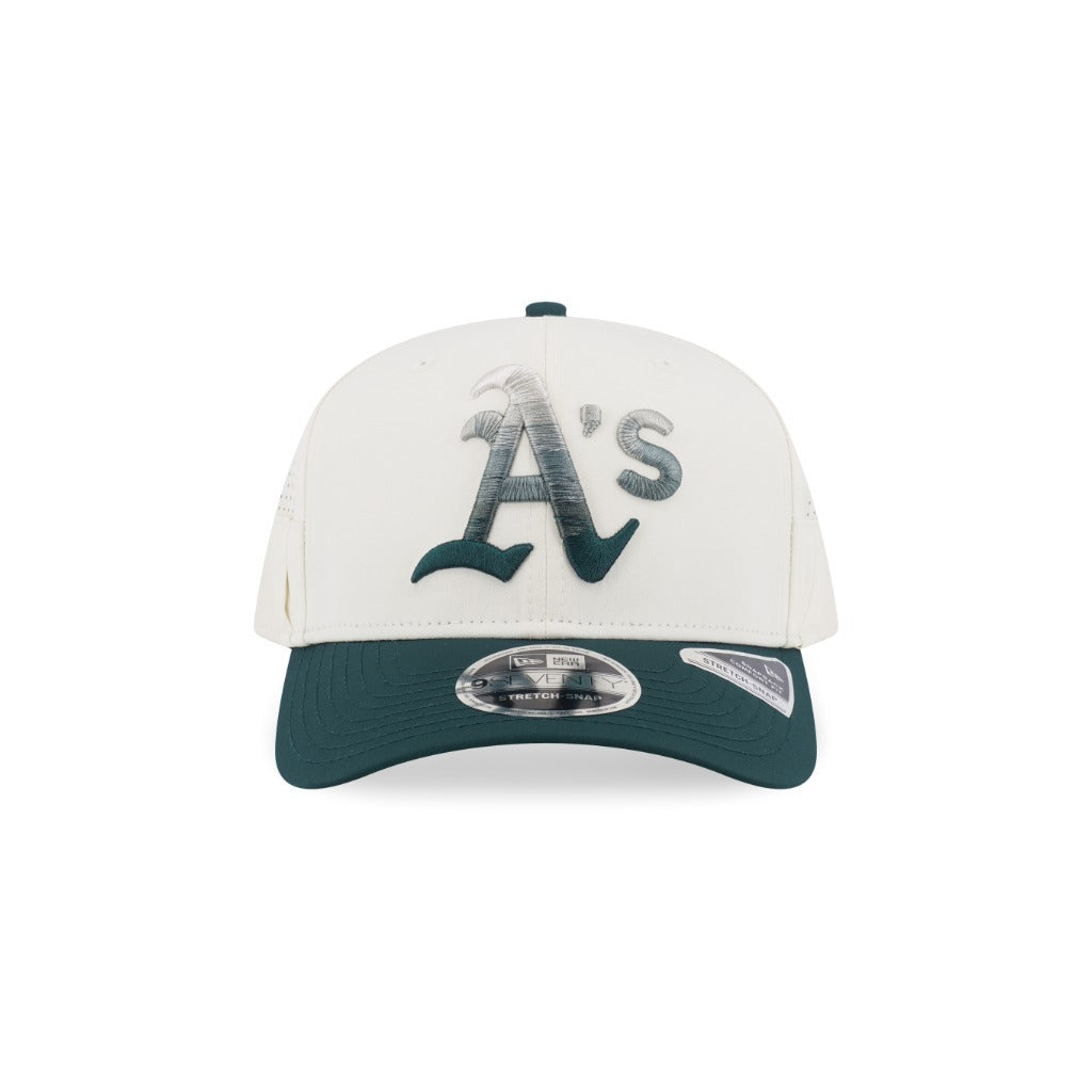 หมวกแก๊ป New Era รุ่น Oakland Athletics Gradient 2-Tone Cilantro Green Visor Chrome White 9Seventy Stretch Snap Cap