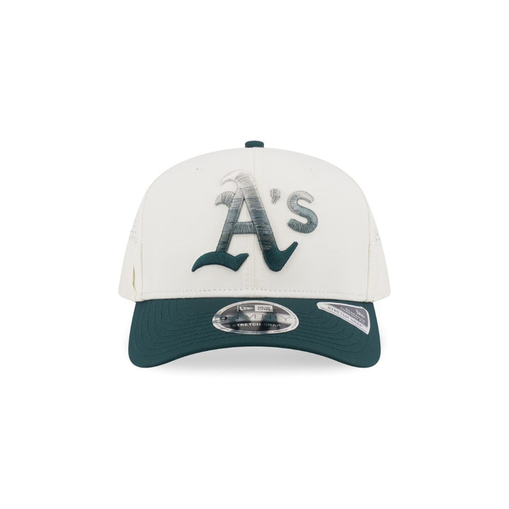 หมวกแก๊ป New Era รุ่น Oakland Athletics Gradient 2-Tone Cilantro Green Visor Chrome White 9Seventy Stretch Snap Cap