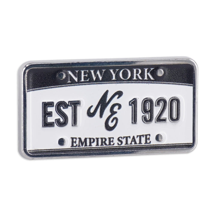 เข็มกลัดติดหมวก New Era รุ่น New Era Car Plate 1920 Silver Cap Pin