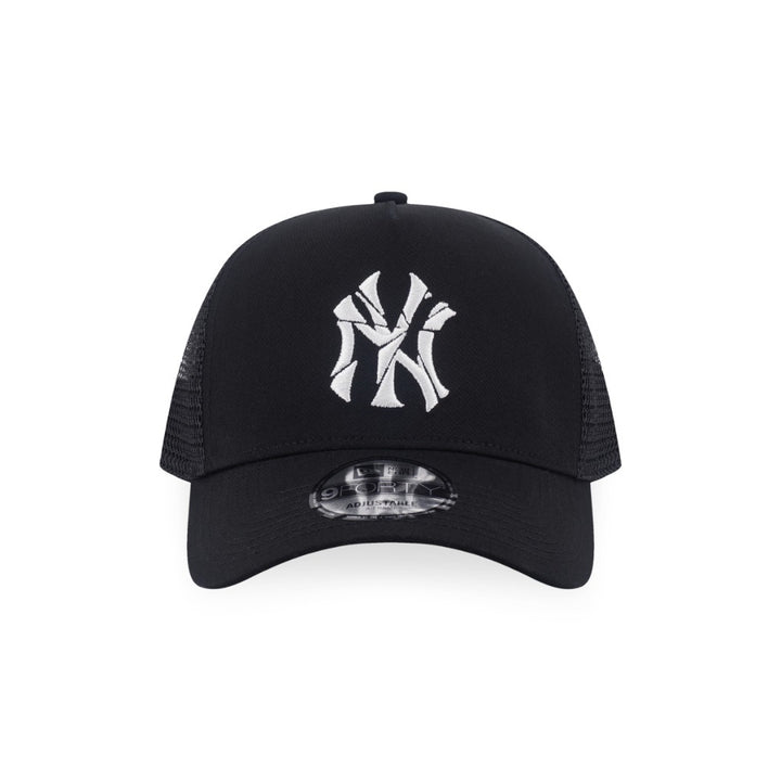 หมวกแก๊ป New Era รุ่น New York Yankees Shattered Logo Black 9Forty A-Frame Trucker Cap