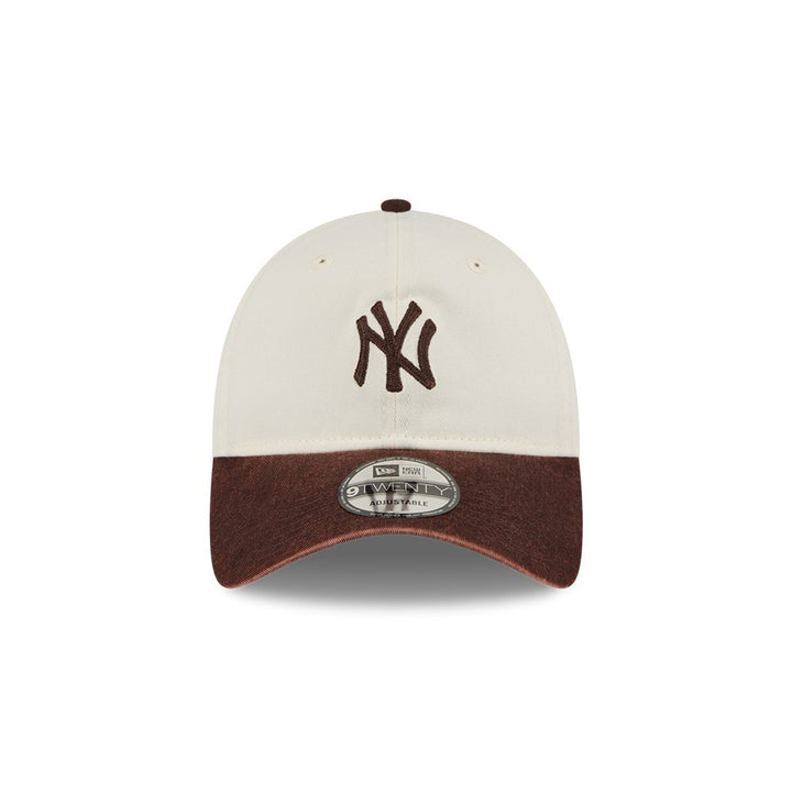 หมวกแก๊ป New Era รุ่น New York Yankees 2-Tone Burnt Wood Visor Snow Wash Stone 9Twenty Cap