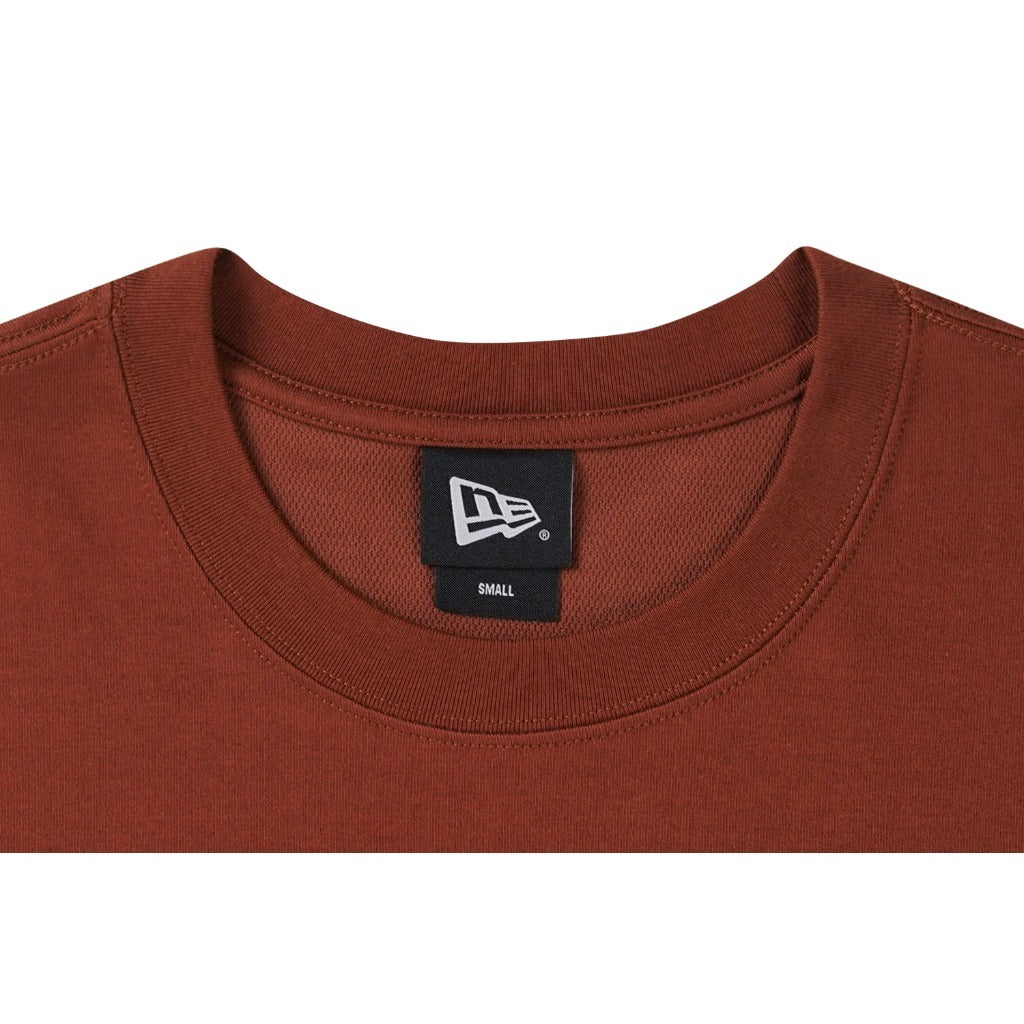 เสื้อโอเวอร์ไซส์ New Era รุ่น New Era Sugary Twist Deep Auburn Oversized Short Sleeve T-Shirt