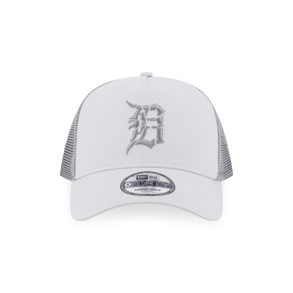 หมวกแก๊ป New Era รุ่น Detroit Tigers Shattered Logo Silver Snow 9Forty A-Frame Trucker Cap