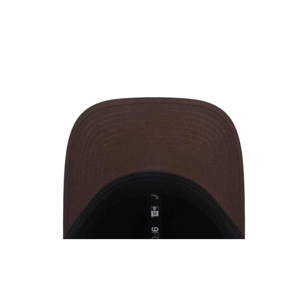 หมวกแก๊ป New Era รุ่น Los Angeles Dodgers Hammered Metal Bagde Walnut 9Forty Cap