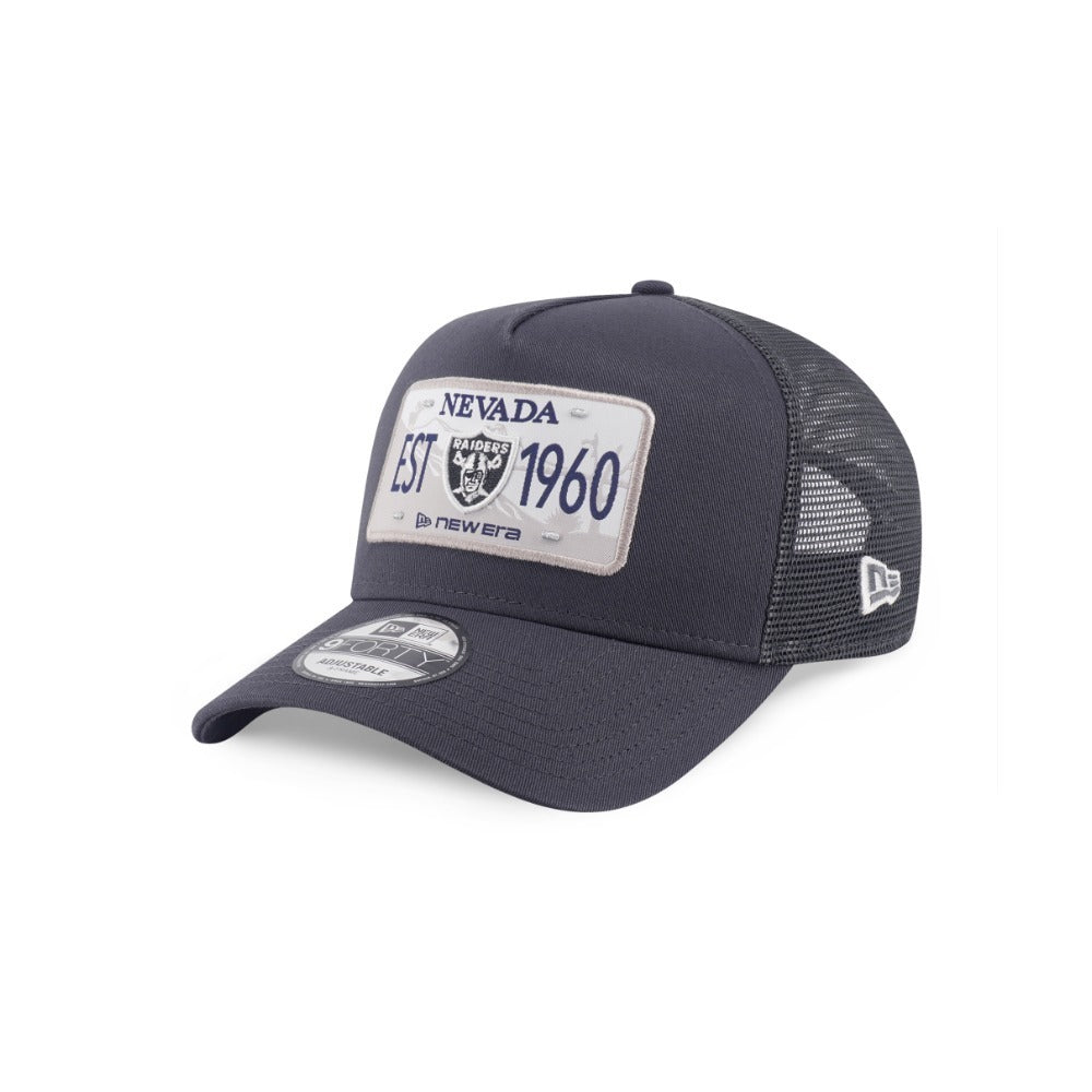 หมวกแก๊ป New Era รุ่น Las Vegas Raiders License Plate Graphite 9Forty A-Frame Trucker Cap