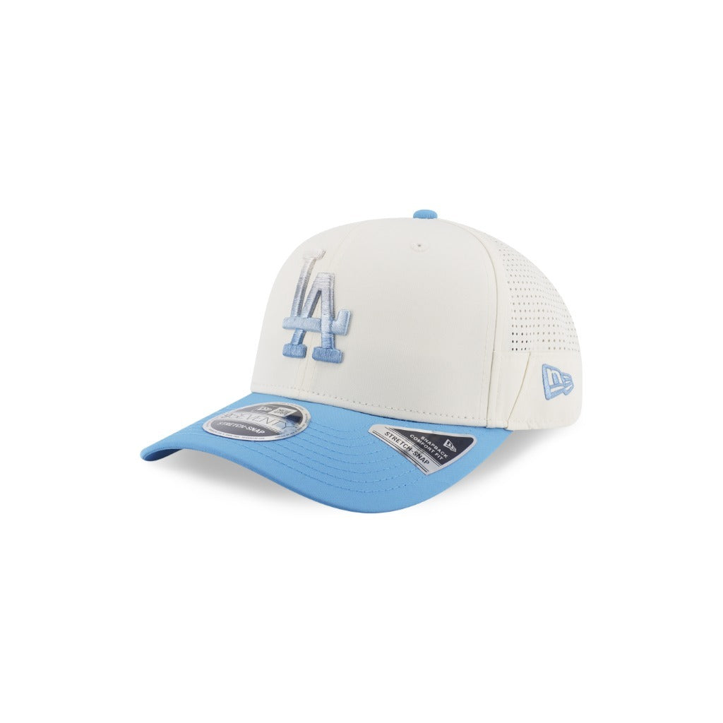 หมวกแก๊ป New Era รุ่น Los Angeles Dodgers Gradient 2-Tone Radiant Blue Visor Chrome White 9Seventy Stretch Snap Cap