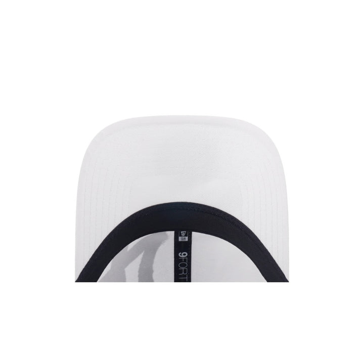 หมวกแก๊ป New Era รุ่น New York Yankees Spray Paint White 9Forty Unst Cap