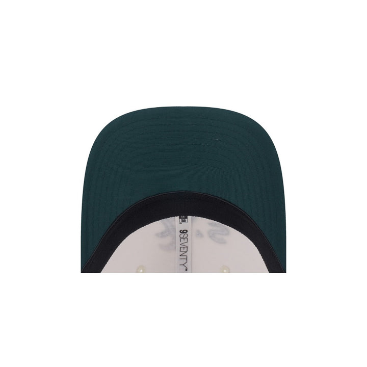 หมวกแก๊ป New Era รุ่น Oakland Athletics Gradient 2-Tone Cilantro Green Visor Chrome White 9Seventy Stretch Snap Cap